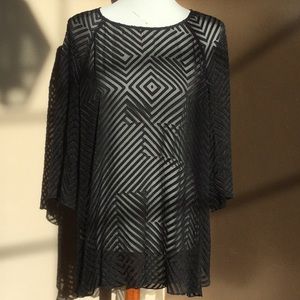 Chico's black label sheer tunic